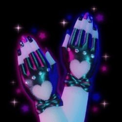 Avrilla's Sweet Knockout Gloves